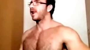 Maduro musclepower