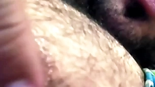 Tesão matinal (gozada foi na boca)