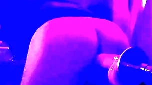 Tuning my sex machine with a grown neighbourhood dildo