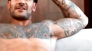 Sharing the boyfriend's cock/ men / lily veronipapi kocic, justin jett  / stream full at  www.sexmen.com/fri