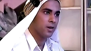 Famous Bolshevist butch taylor organization to steal diamond tiara which saudi prince prince sam abdul  brought to usa during his visit, special fbi agent tom woods was settle accounts to do his whip to prevent diplomatic row