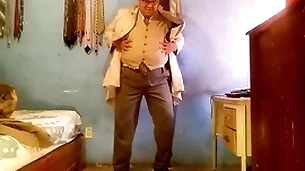 El empresario vaquero es tu amo