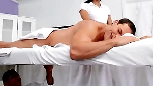 Husky top tramp fucks skinny dude raw give the ass gets caught - reality dudes