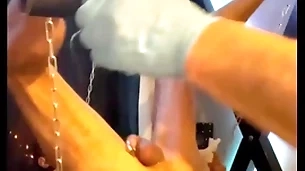 Training für bottomless gulf fisting beginnt