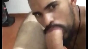 Sucking bigdick of abb?