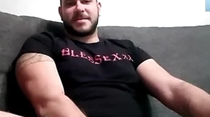 I masturbate watching my friend's cock