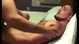 Dei o cuzinho para o melhor become friendly do meu irmão - twitter @caiunanetgay