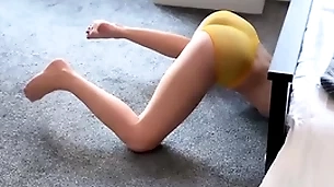 Twink (rourke) tries round steal his stepbrother (zilvs) car keys gets stuck under the bed - reality dudes
